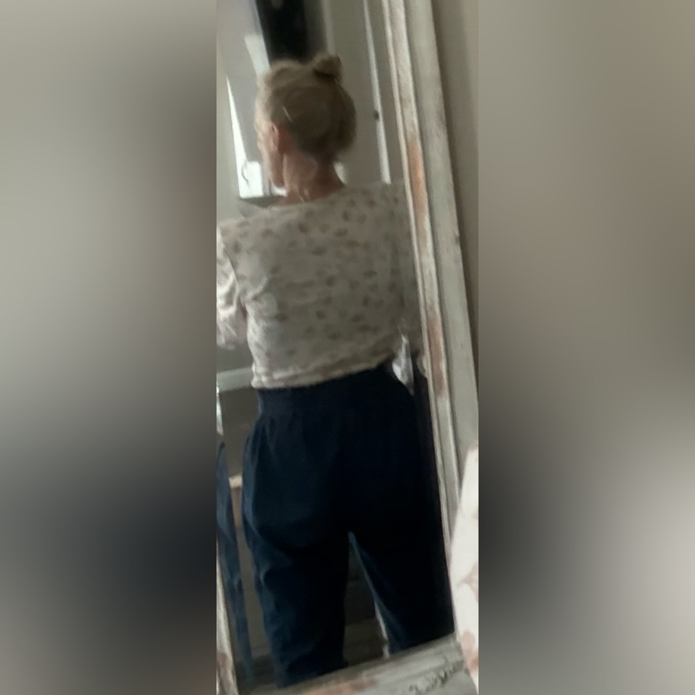 Express Jogger Blue Jeans with Cargo Pockets and Elastic Waist - gently used - Picture 7 of 7